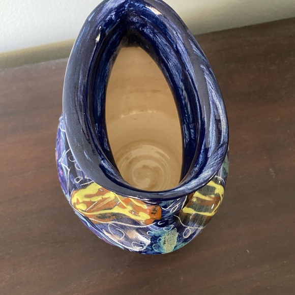 Unique Signed Art Pottery Vase - Picture 3 of 4